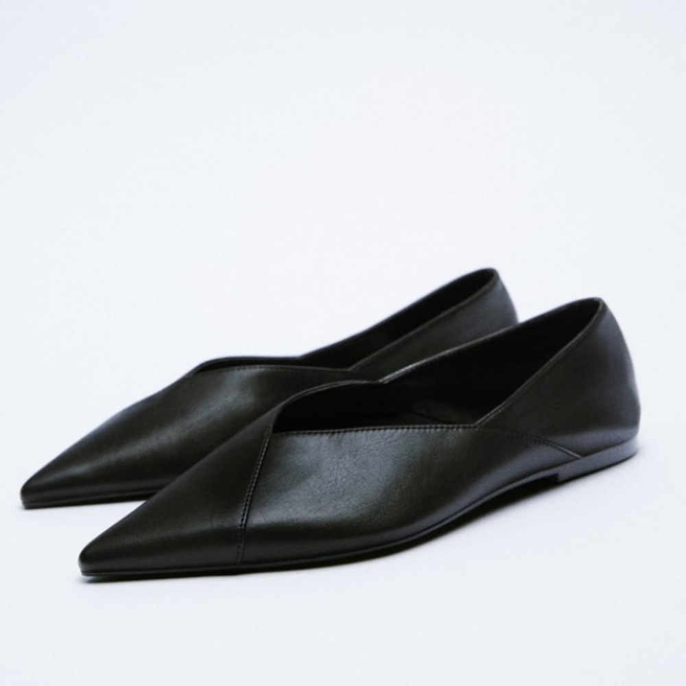 Zara New Black Leather Pointed Toe Flat Ballet Shoes, size 7.5